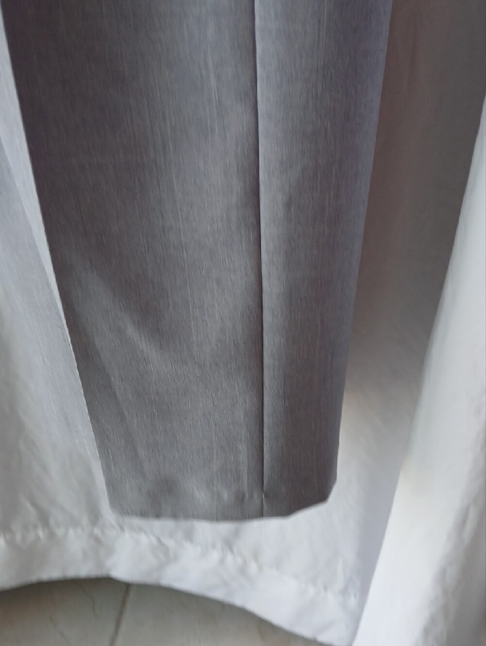 Le Suit Light Gray Women's Two-Piece Suit Jacket & Pants! Great FALL piece! - Picture 4 of 4